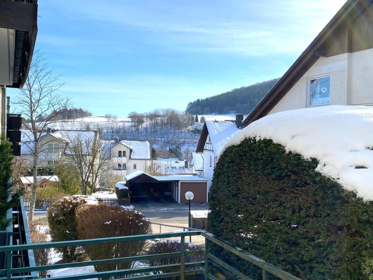 Stylisches Apartment ✰ Skywalk ✰ Mit Parkplatz Willingen  Extérieur photo